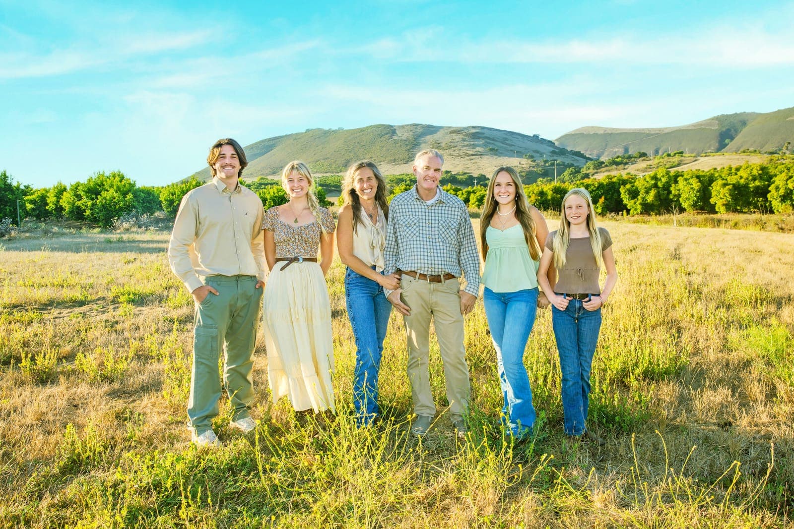 Family portrait session in Nipomo, California by Amy Marlan Photography