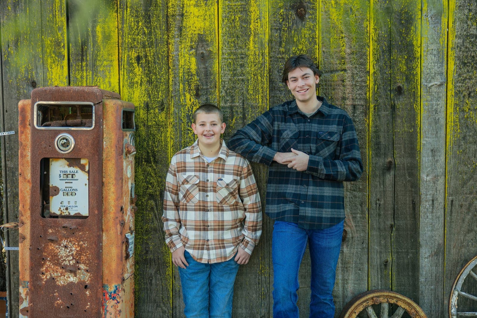 Family portrait session in Nipomo, California by Amy Marlan Photography