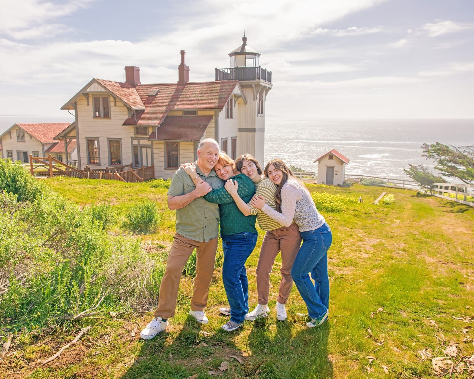Family portrait session in Pismo Beach, California by Amy Marlan Photography