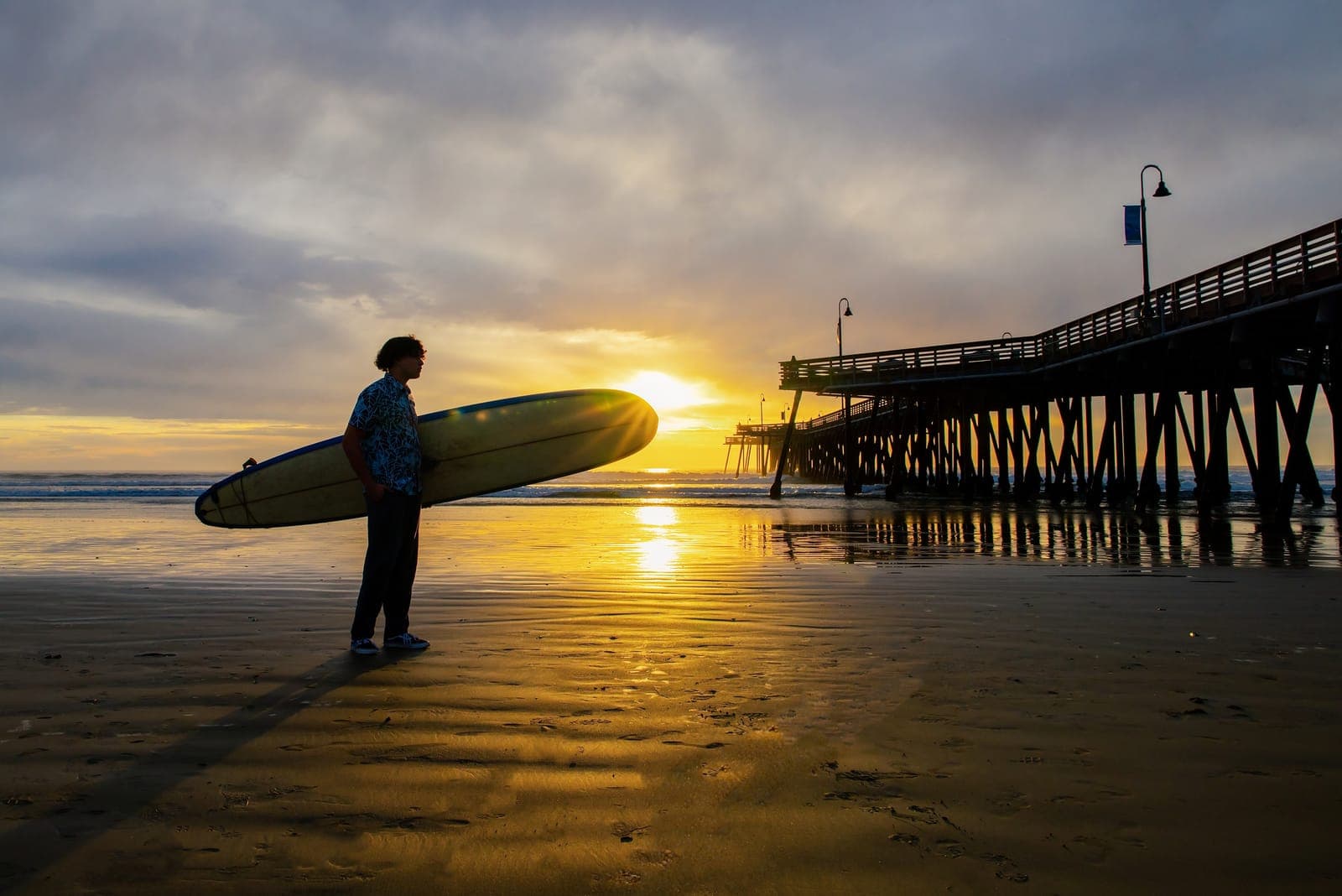 Senior portrait session in Pismo Beach, California by Amy Marlan Photography