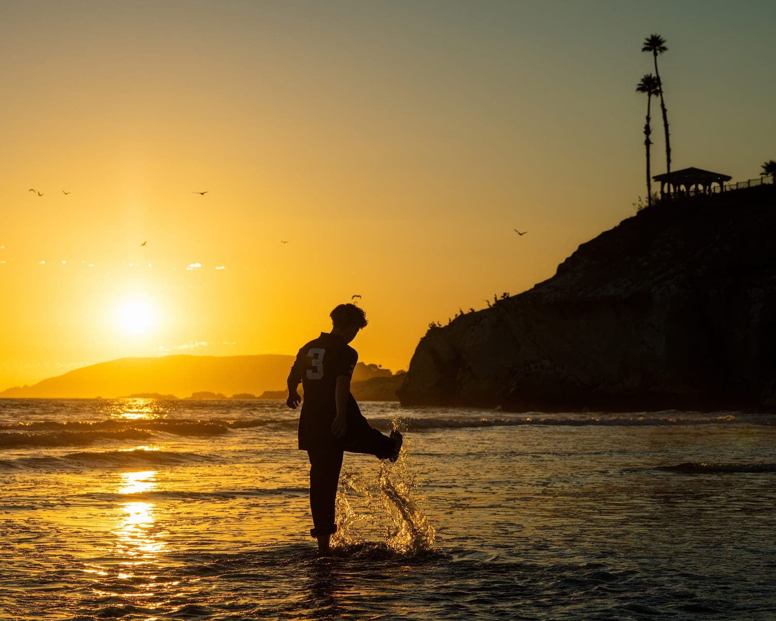Senior portrait session in Pismo Beach, California by Amy Marlan Photography