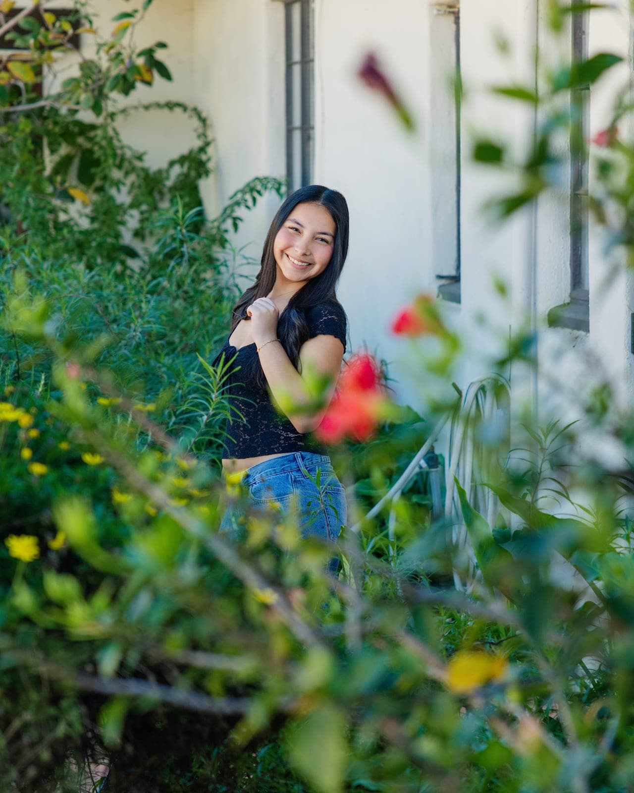 Senior girl portrait in a natural outdoor setting in San Luis Obispo
